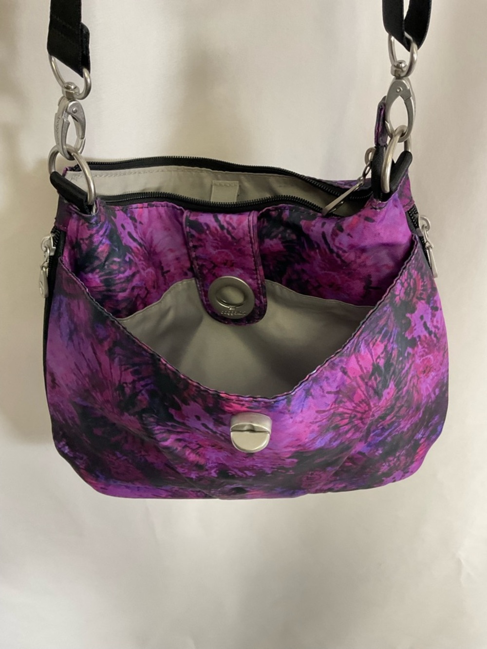 Baggallini Purple Tie-Dye Crossbody Bag with Black Adjustable Strap - Picture 7 of 10